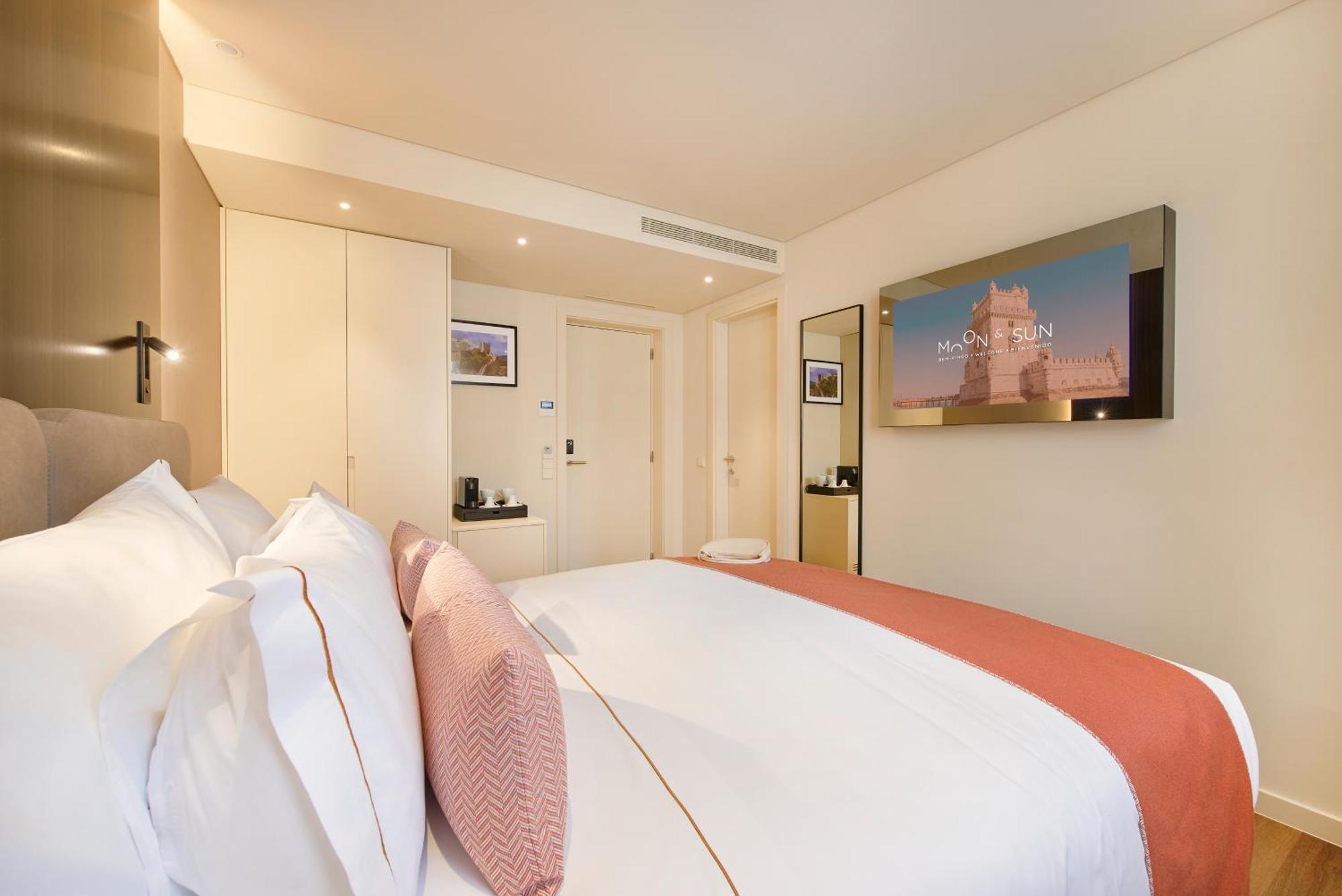 Hotel Moon & Sun Lisboa ภายนอก รูปภาพ